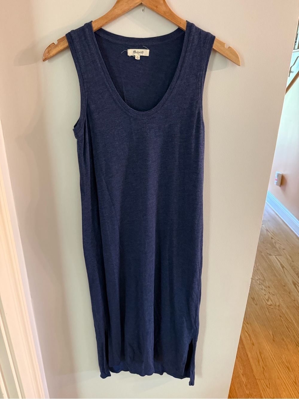 Madewell Womenโs Navy Sleeveless Neck Tank Dress